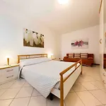 Prázdninový dům Rosalinde House